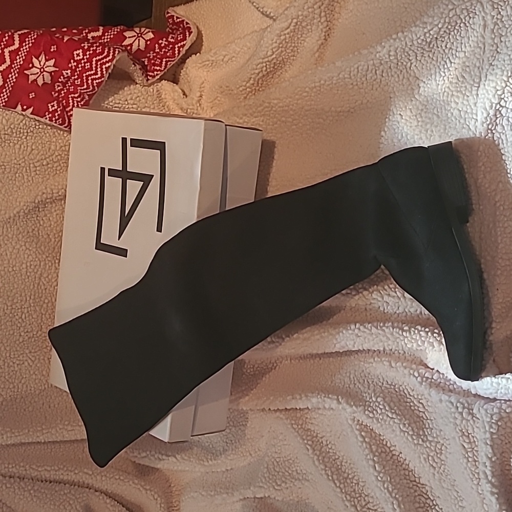 Over the knee black riding boots by L47 women's size 10